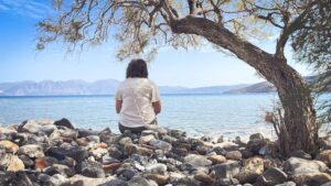 Read more about the article How to Calm Anxiety Quickly: 10 Science-Backed Techniques That Actually Work