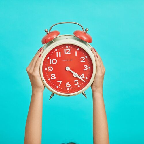 How to Stop Wasting Time: 9 Proven Psychological Tactics