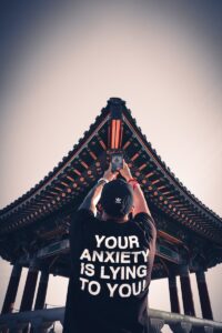Read more about the article Why Do I Feel Anxious for No Reason? The Hidden Science Behind Unexplained Anxiety